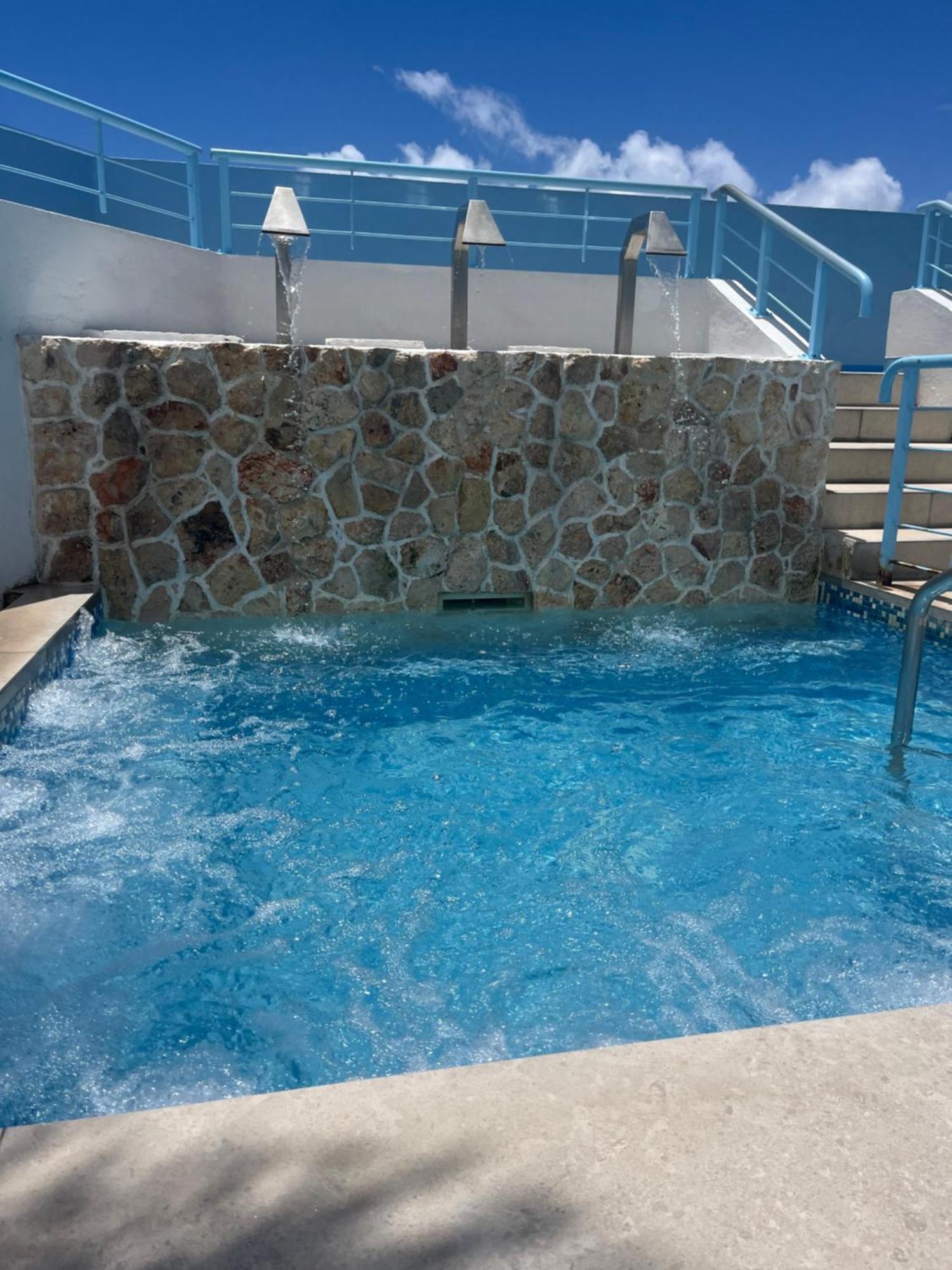 Lowlands Royal Islander La Terrasse Pelican Cove Sxm المظهر الخارجي الصورة